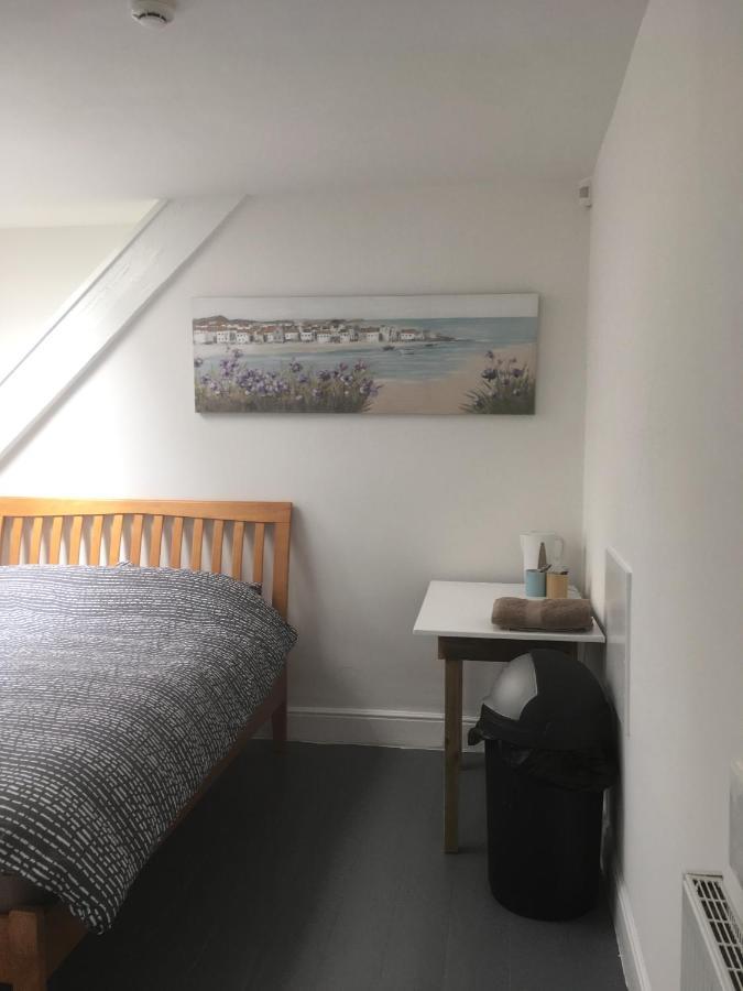 Palace Surf Lodge New Quay Kültér fotó